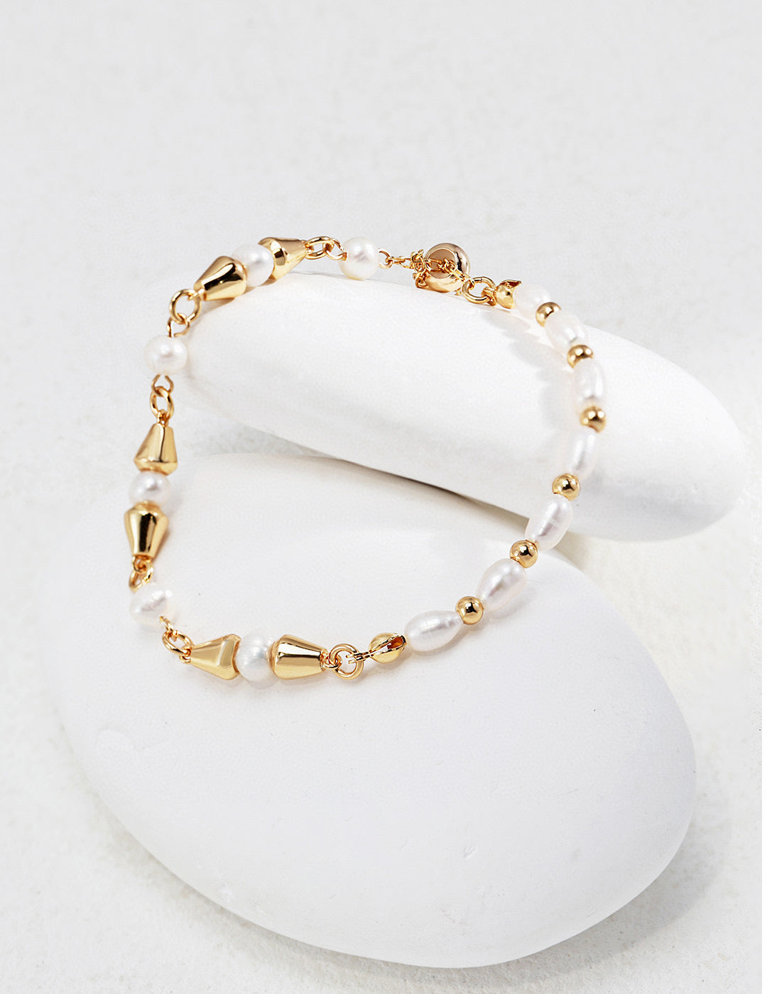 FRENCH VINTAGE MILLET BEAD BRACELET