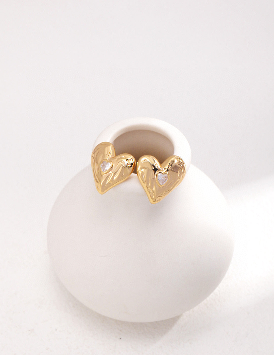 LOVE | CLASSIC HEART EARRING